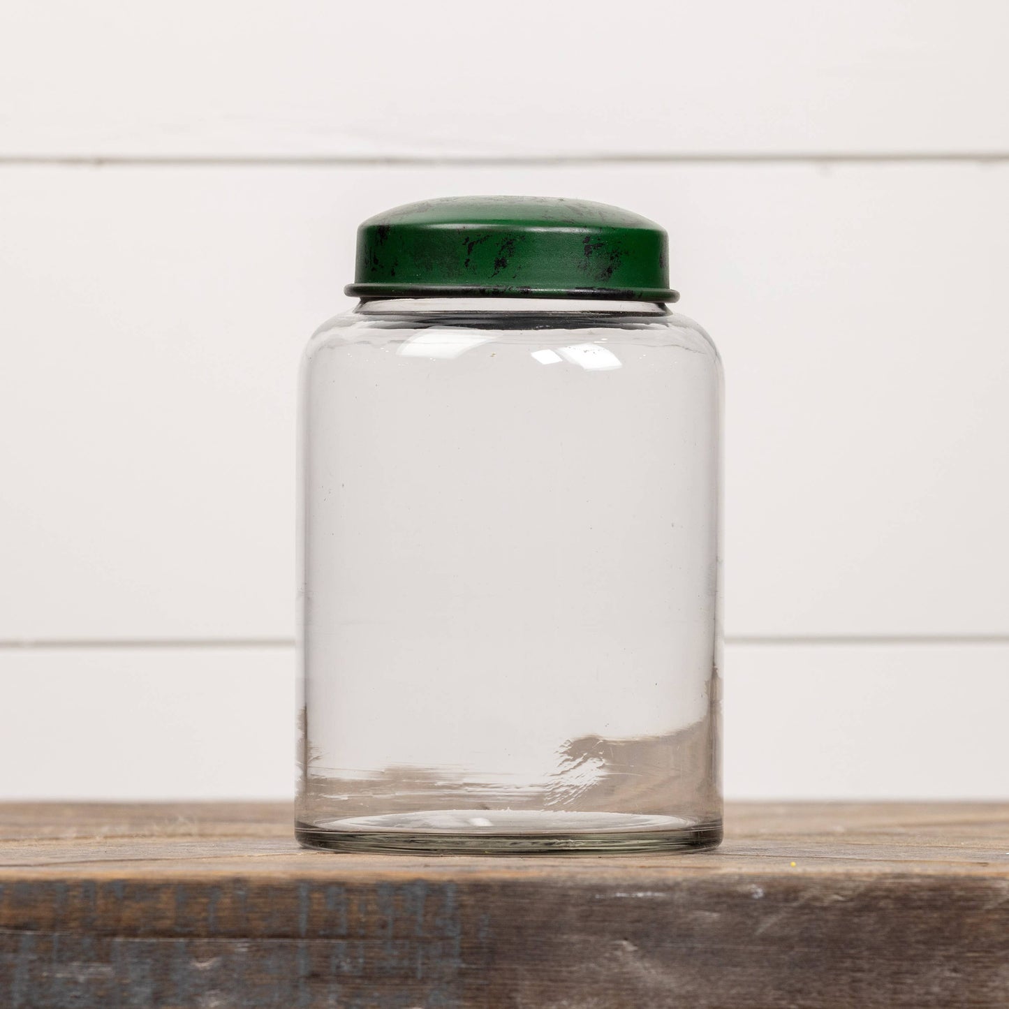 7.5" CLEAR GLASS JAR W/ GREEN LID
