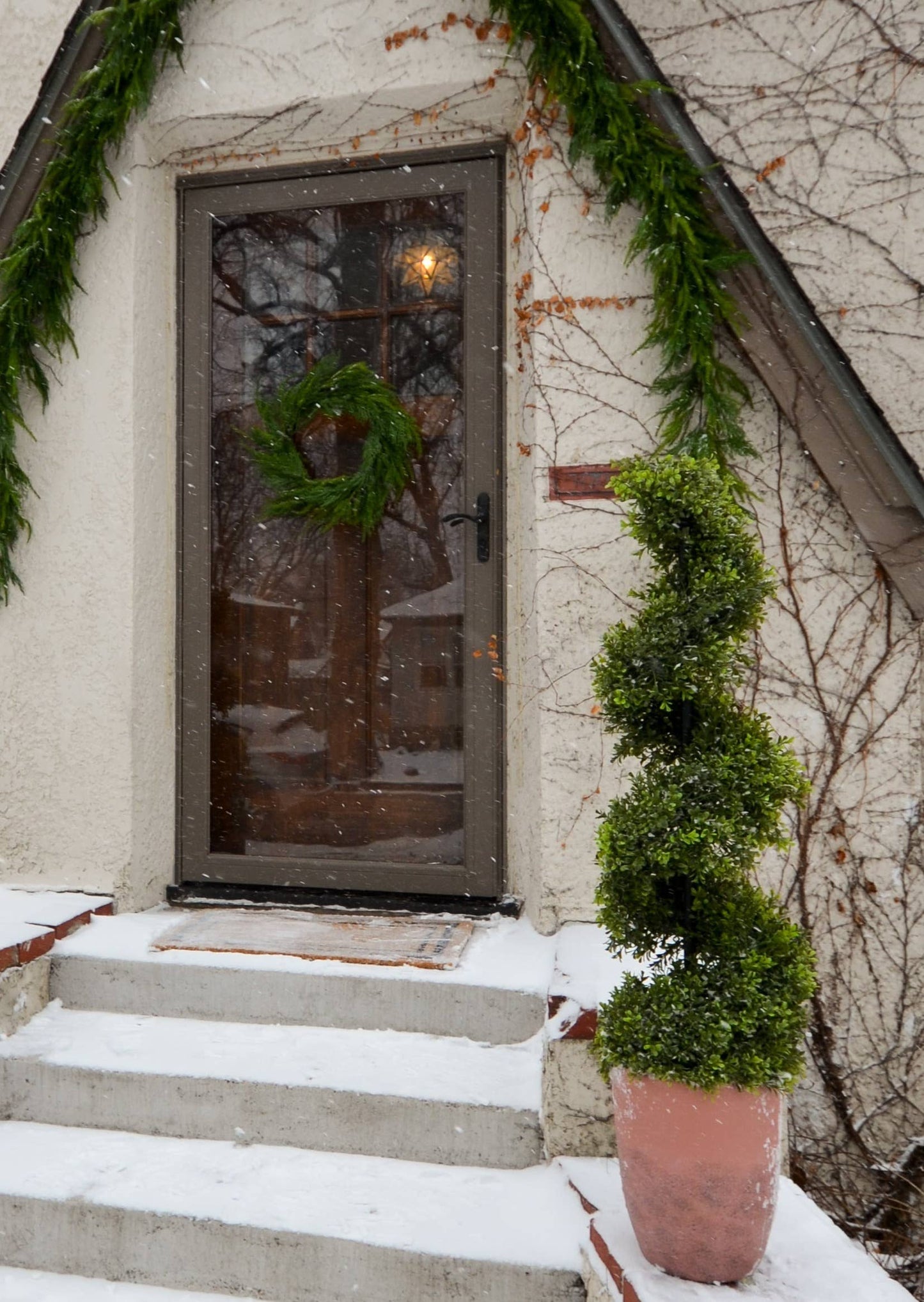 Faux Indoor/Covered Outdoor Cedar Wreath - 21"
