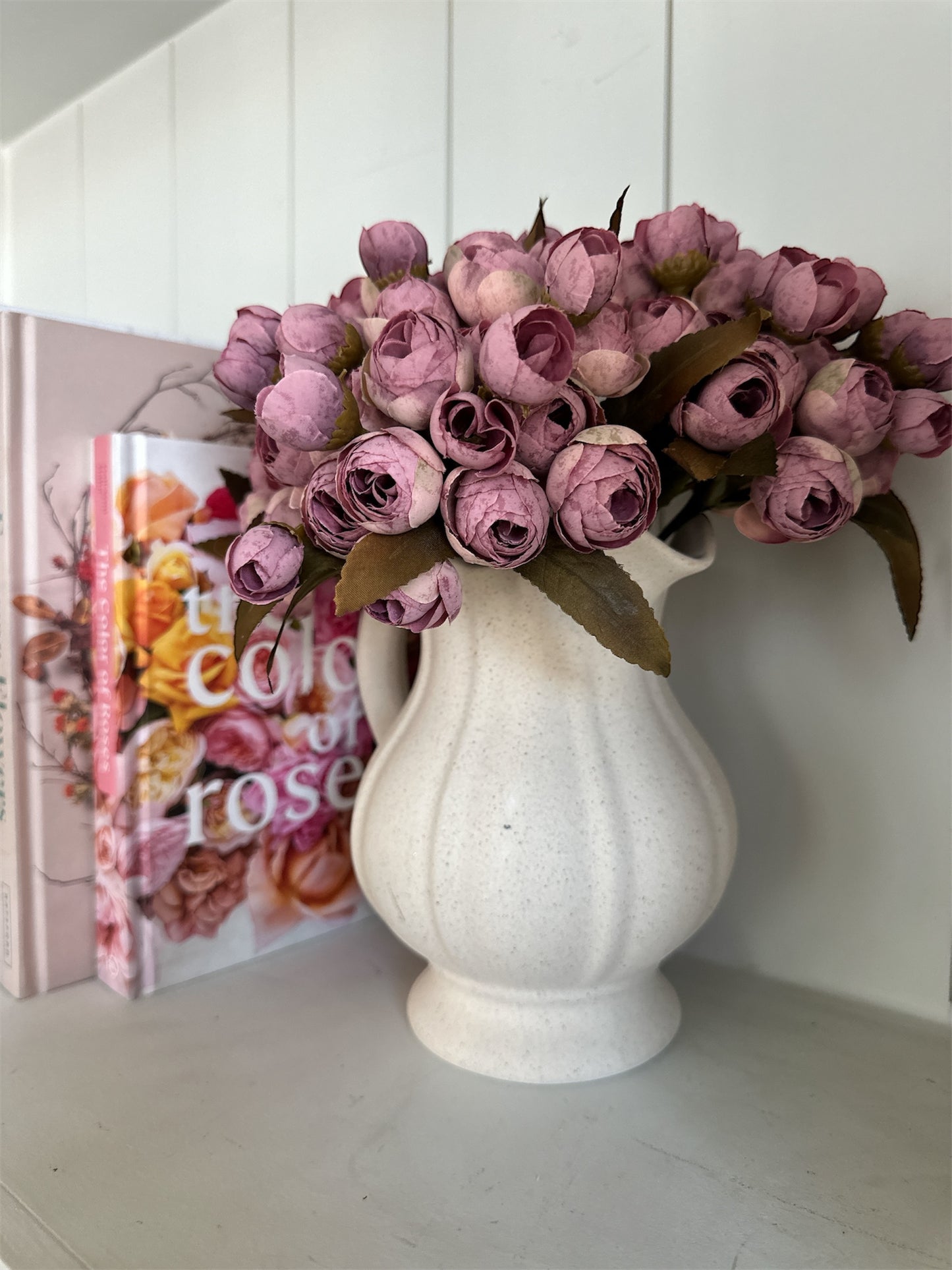 10.5 Inch Light Purple Mini Ranunculus Bud Bundle (5 Stem)