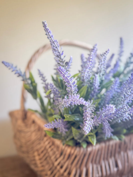 21" Lavender Bush Spray