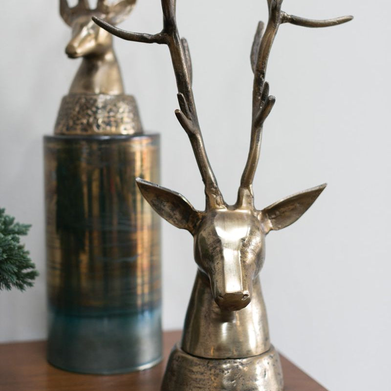DEERHEAD from Evolution Home decor makes for a rustic decorative piece for deer lovers and hunters.