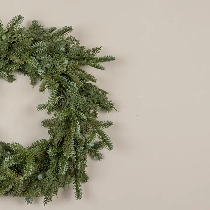 24" Cedar & Hemlock Wreath – Natural Evergreen Christmas Décor