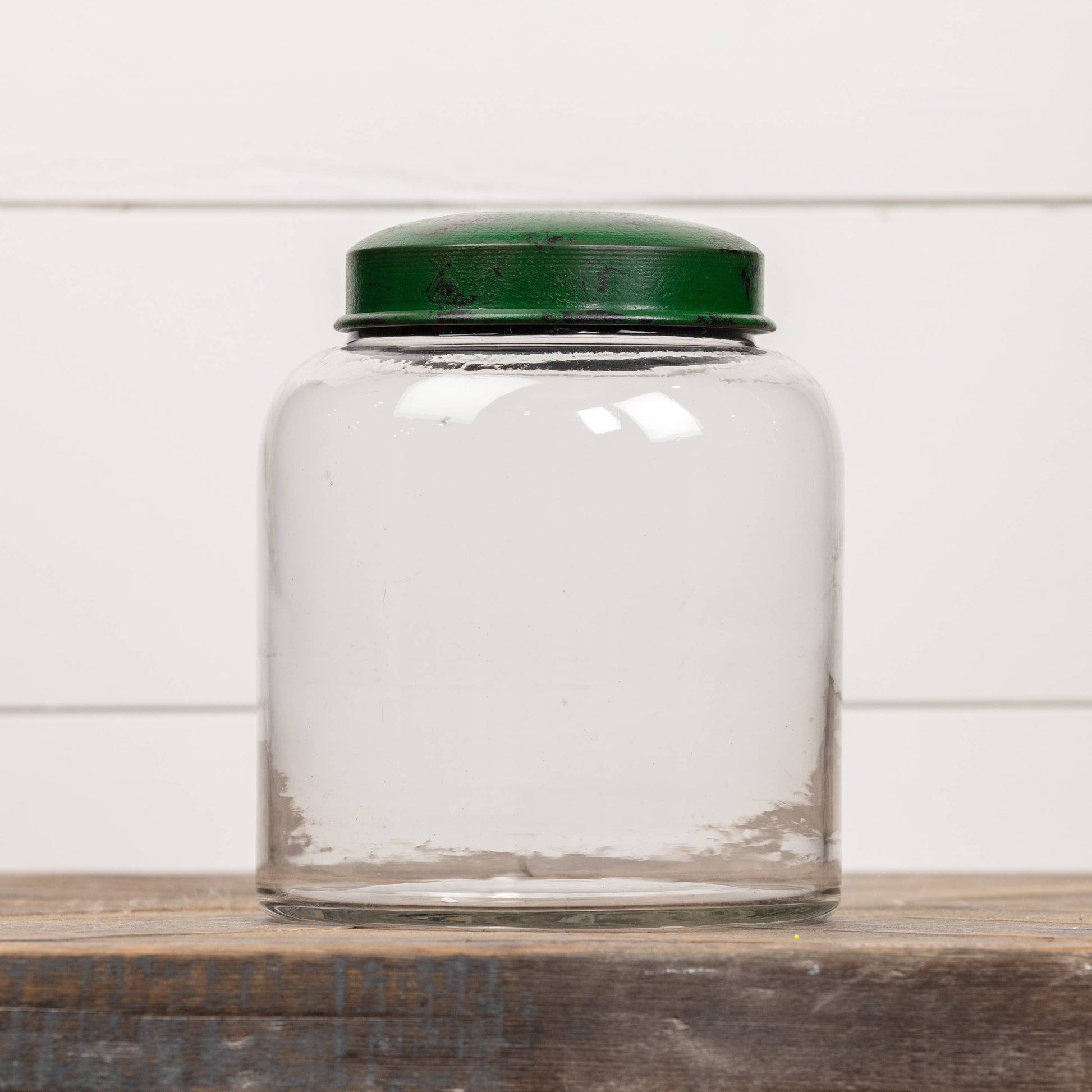 8" CLEAR GLASS JAR W/ GREEN LID