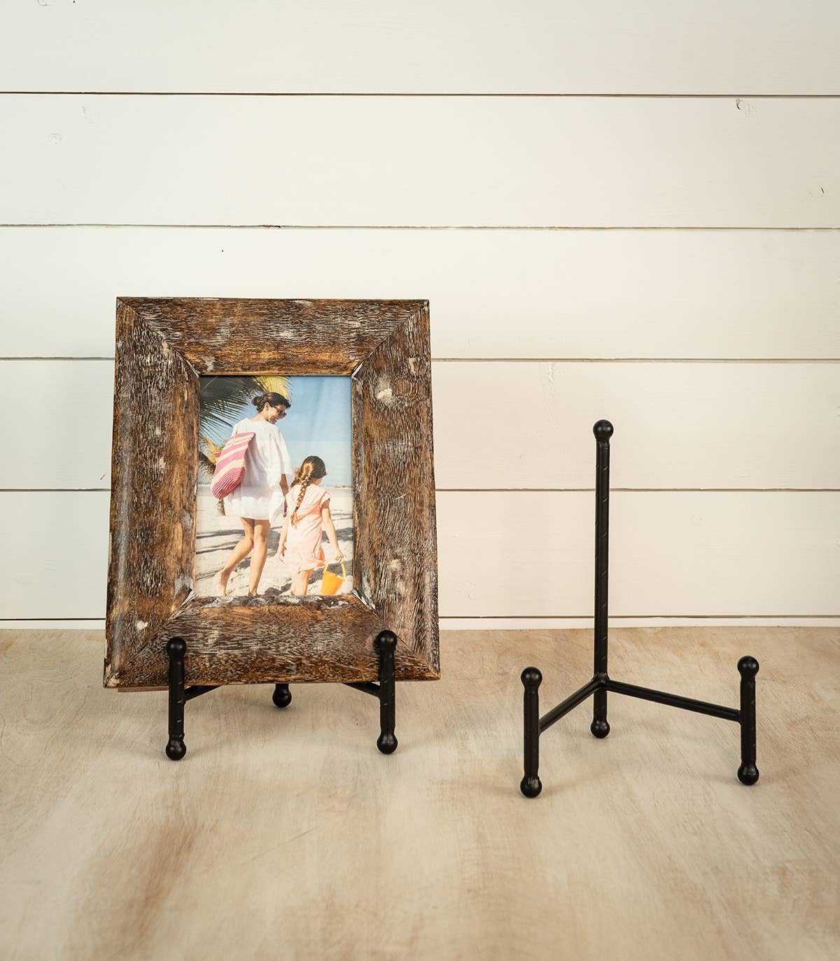 Black_Iron_Easel
