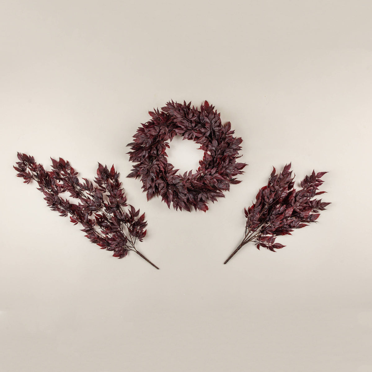 Burgundy_Spikenard_Leaf_Wreath