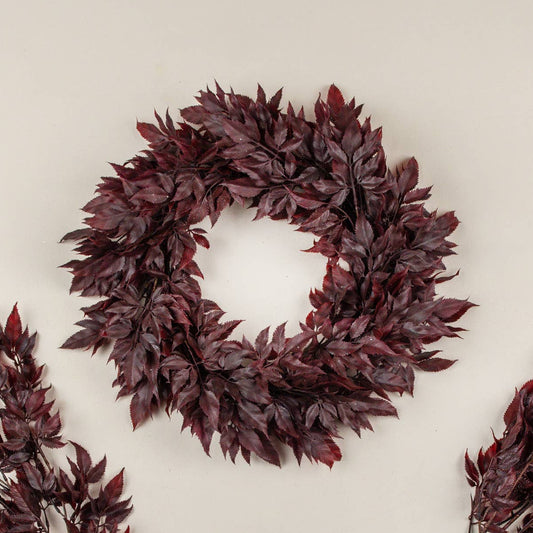 Burgundy_Spikenard_Leaf_Wreath