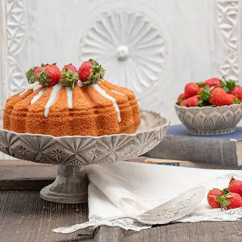 Ceramic_Cake_Stand_Gray