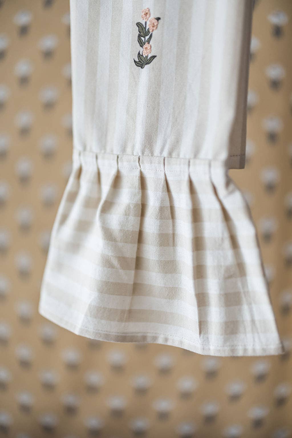 Frances Dish Towel – Decorative Kitchen Towel