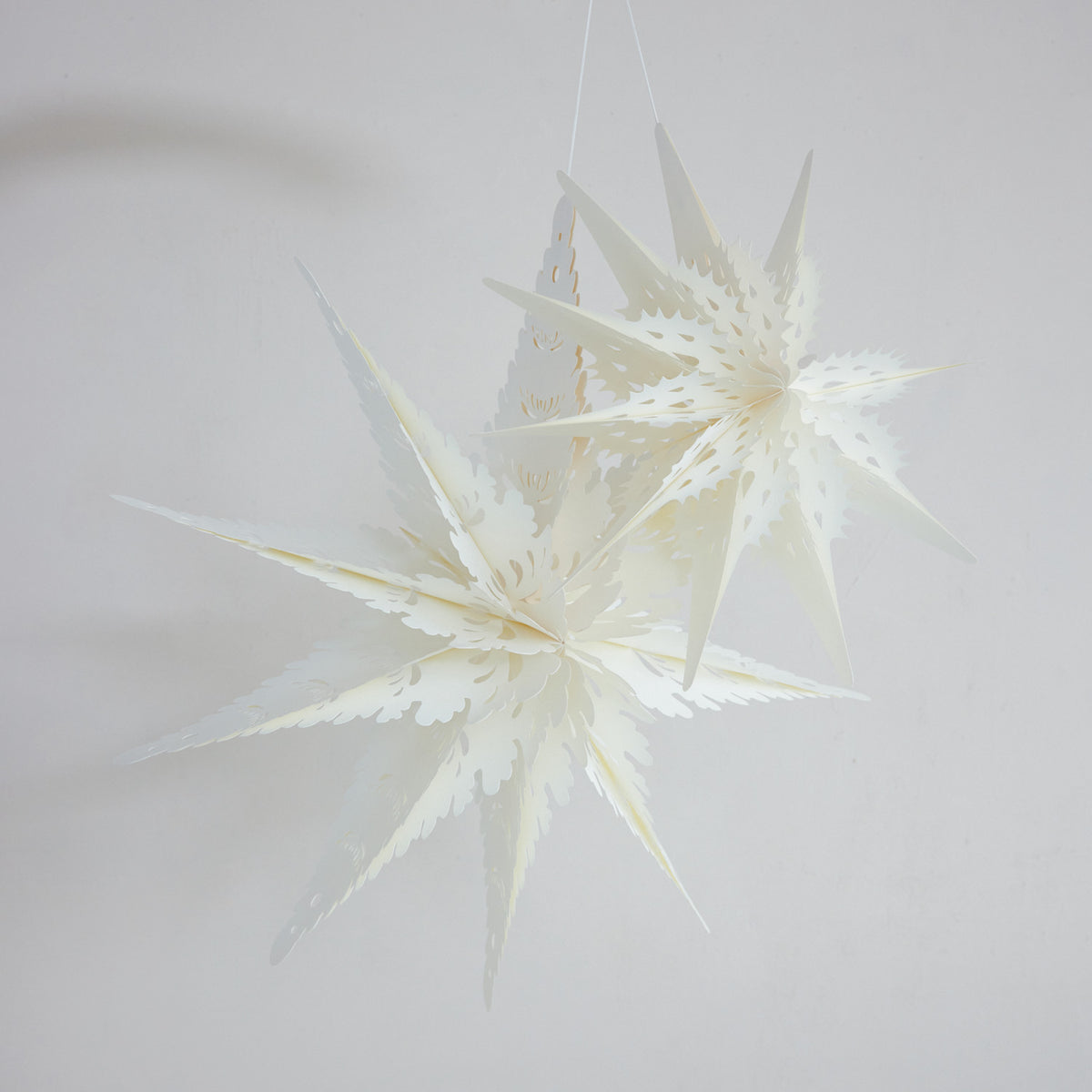 Folding_Snowflake_Ornament