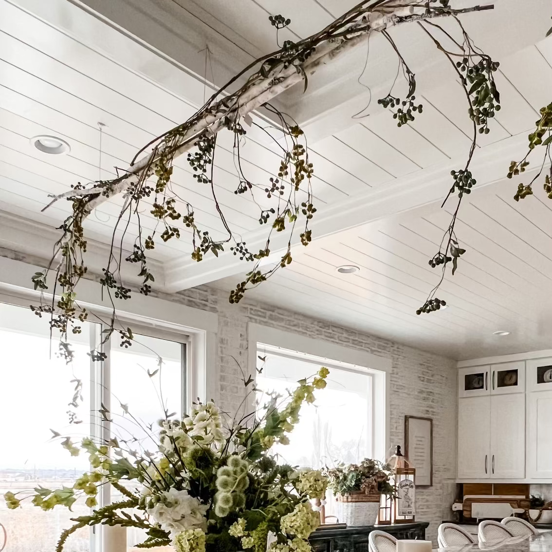 HANGING IRISH MOSS SPRAY 48"