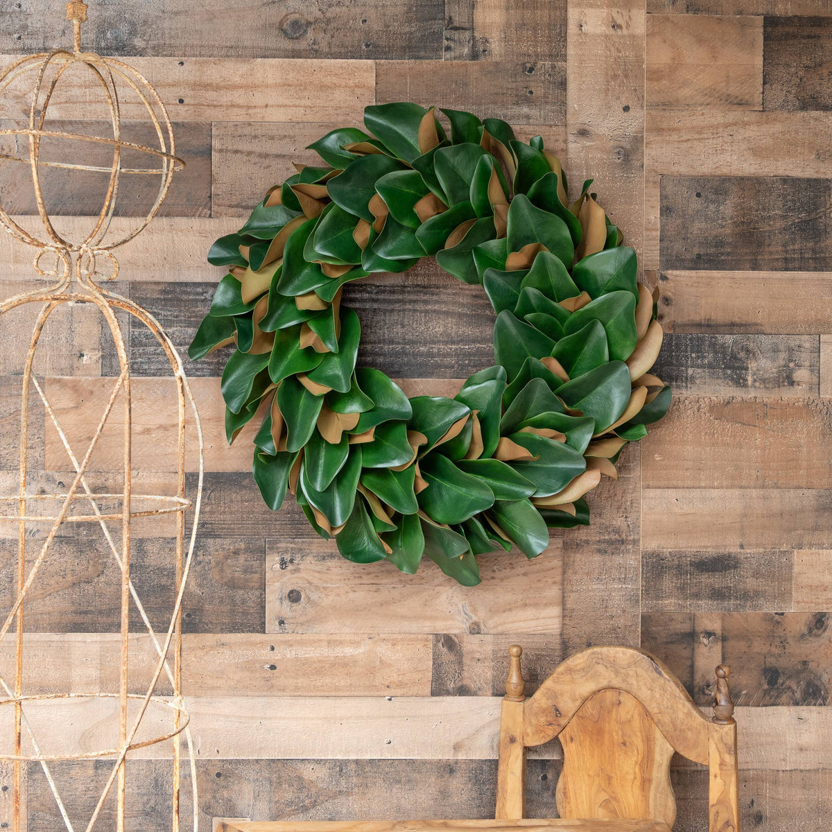 Magnolia_Leaf_Wreath
