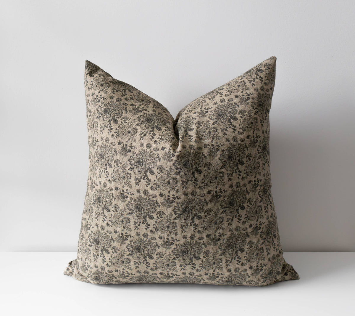 Neutral_ Floral_Pillow_Cover