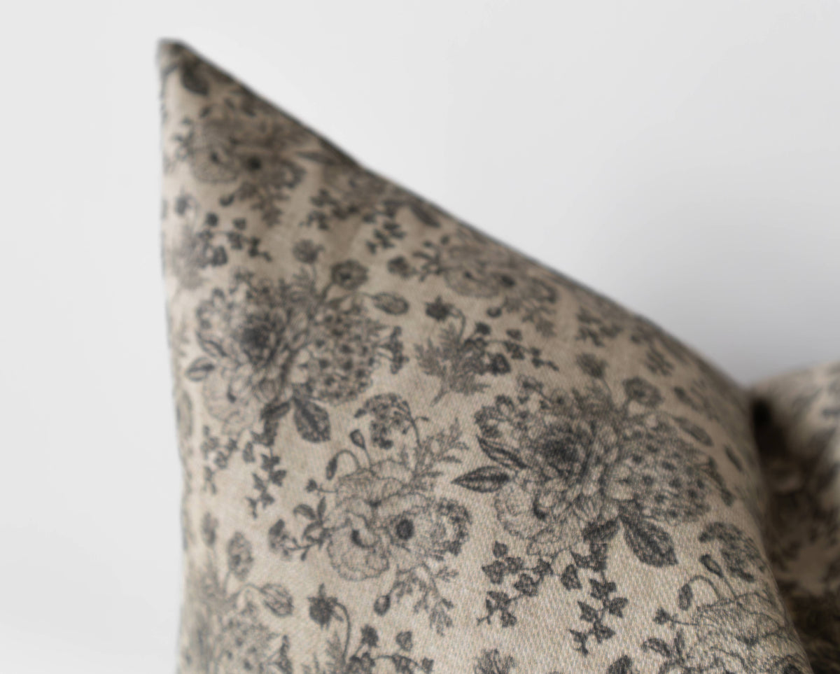 Neutral_ Floral_Pillow_Cover