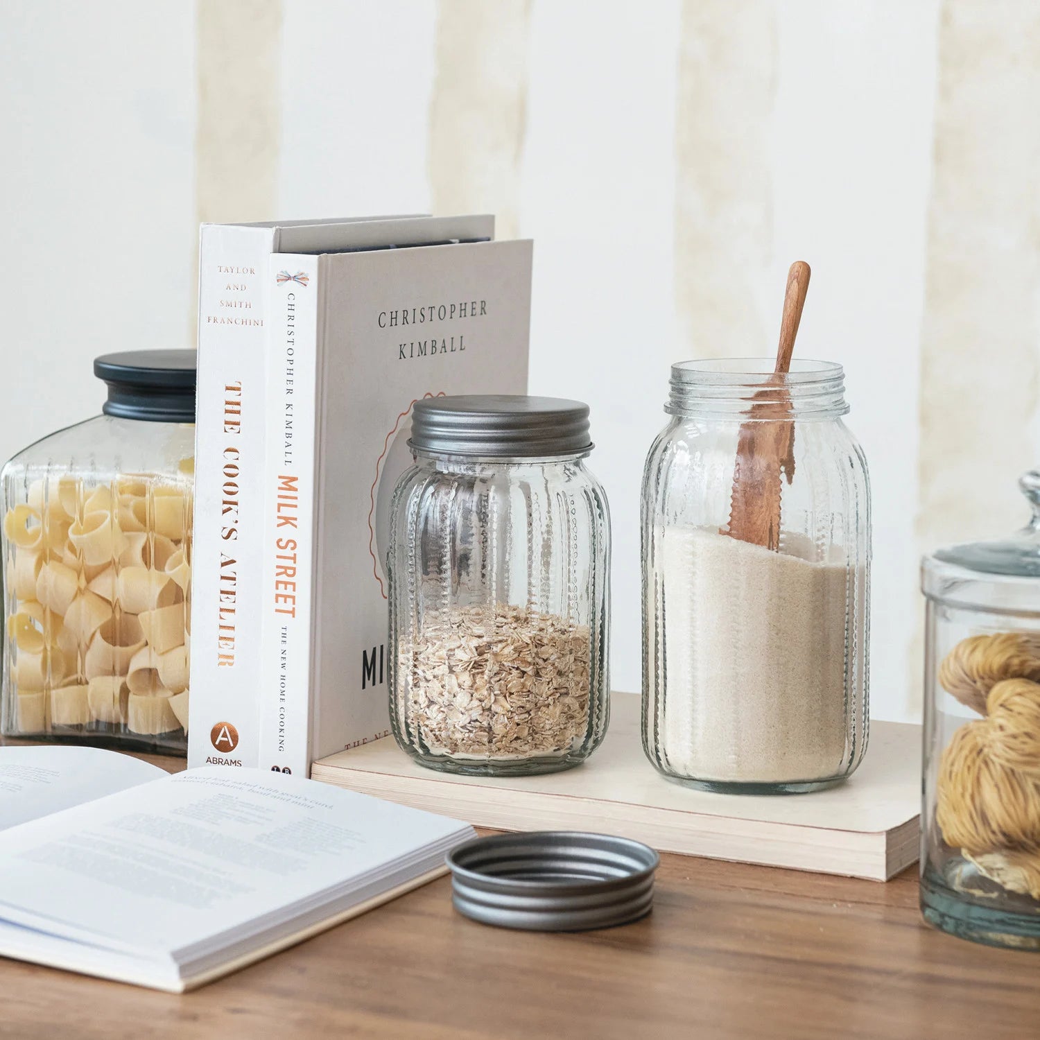 Pessed_Glass_Jar_with_Lid