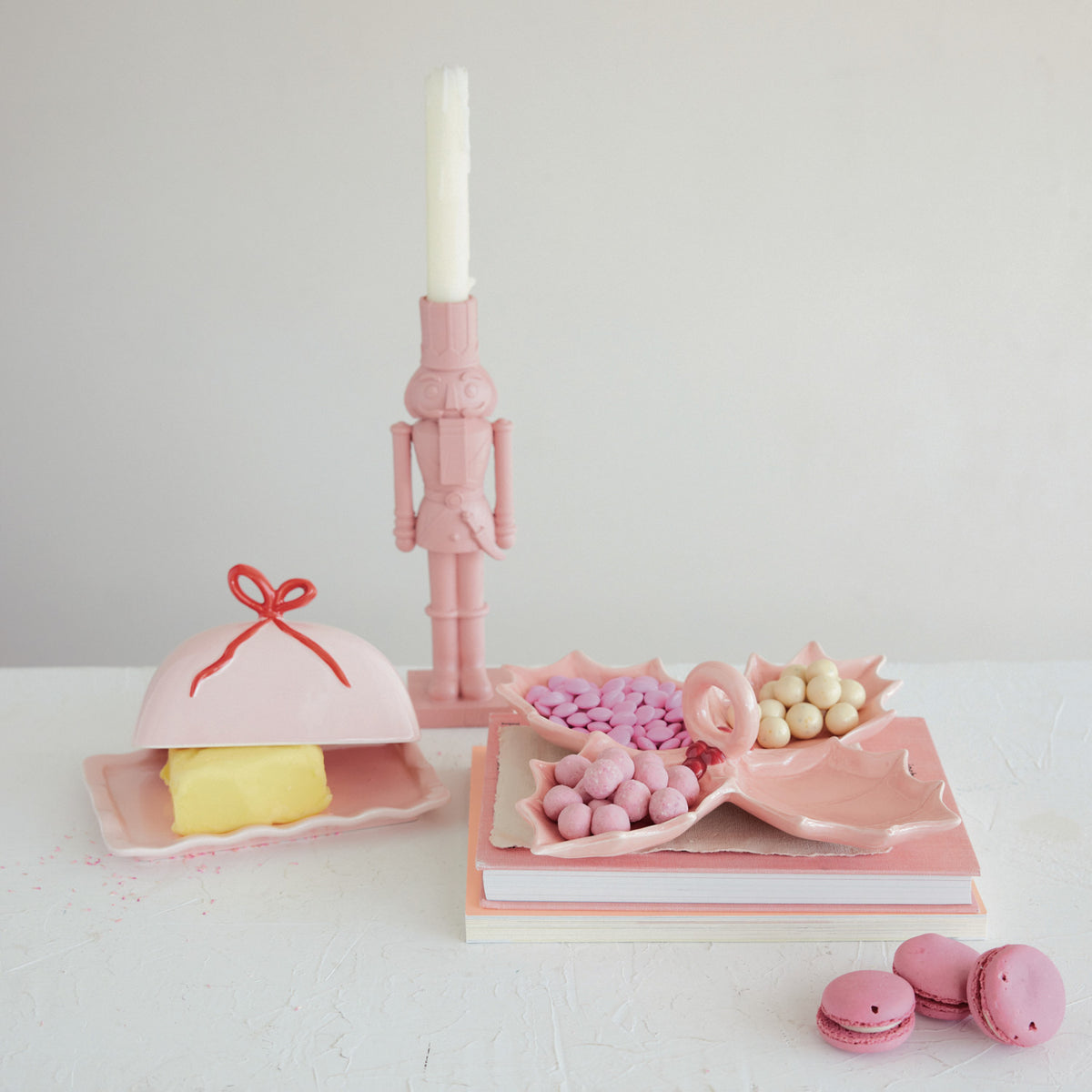 Pink_Holly_Shaped_Dish