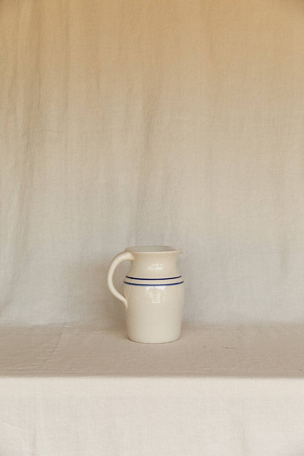 Stoneware_Cottage_Pitcher