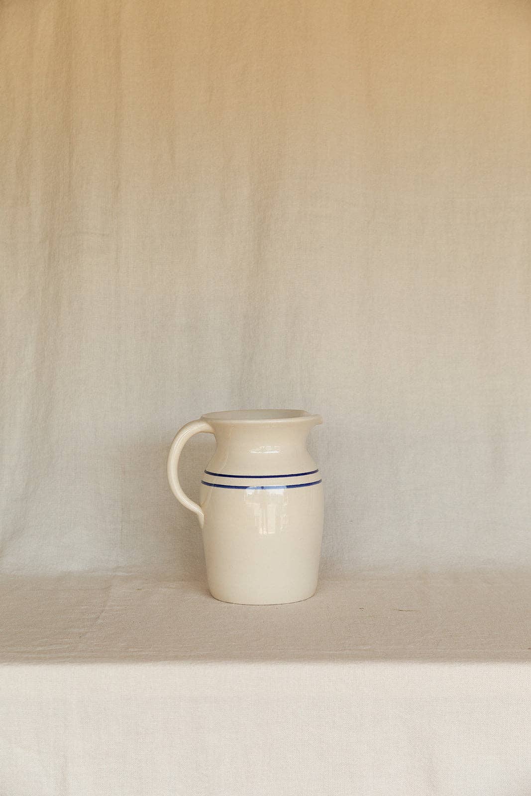 Stoneware_Cottage_Pitcher