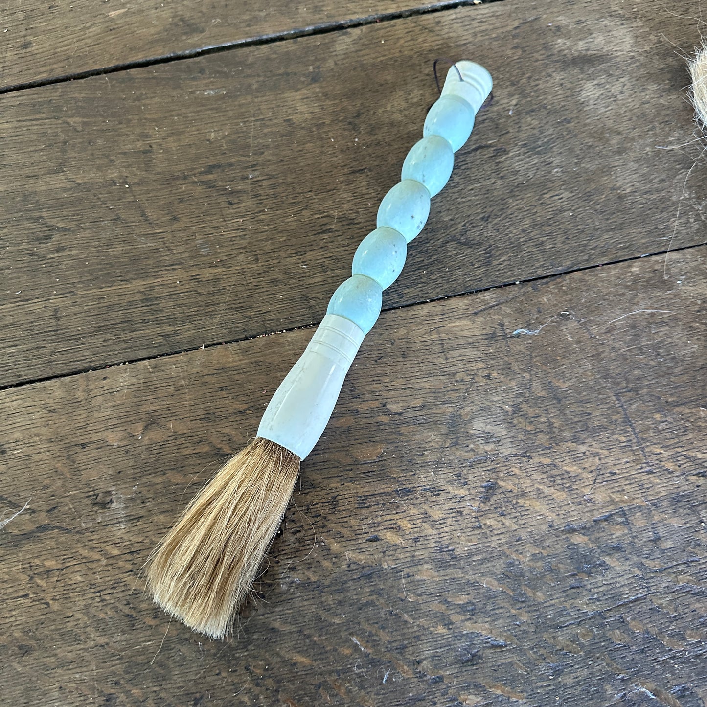 White Cylindrical Jade Calligraphy Brush 