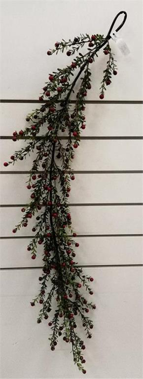 BOXWOOD & BERRY GARLAND, 4'; PE, GREEN/RED