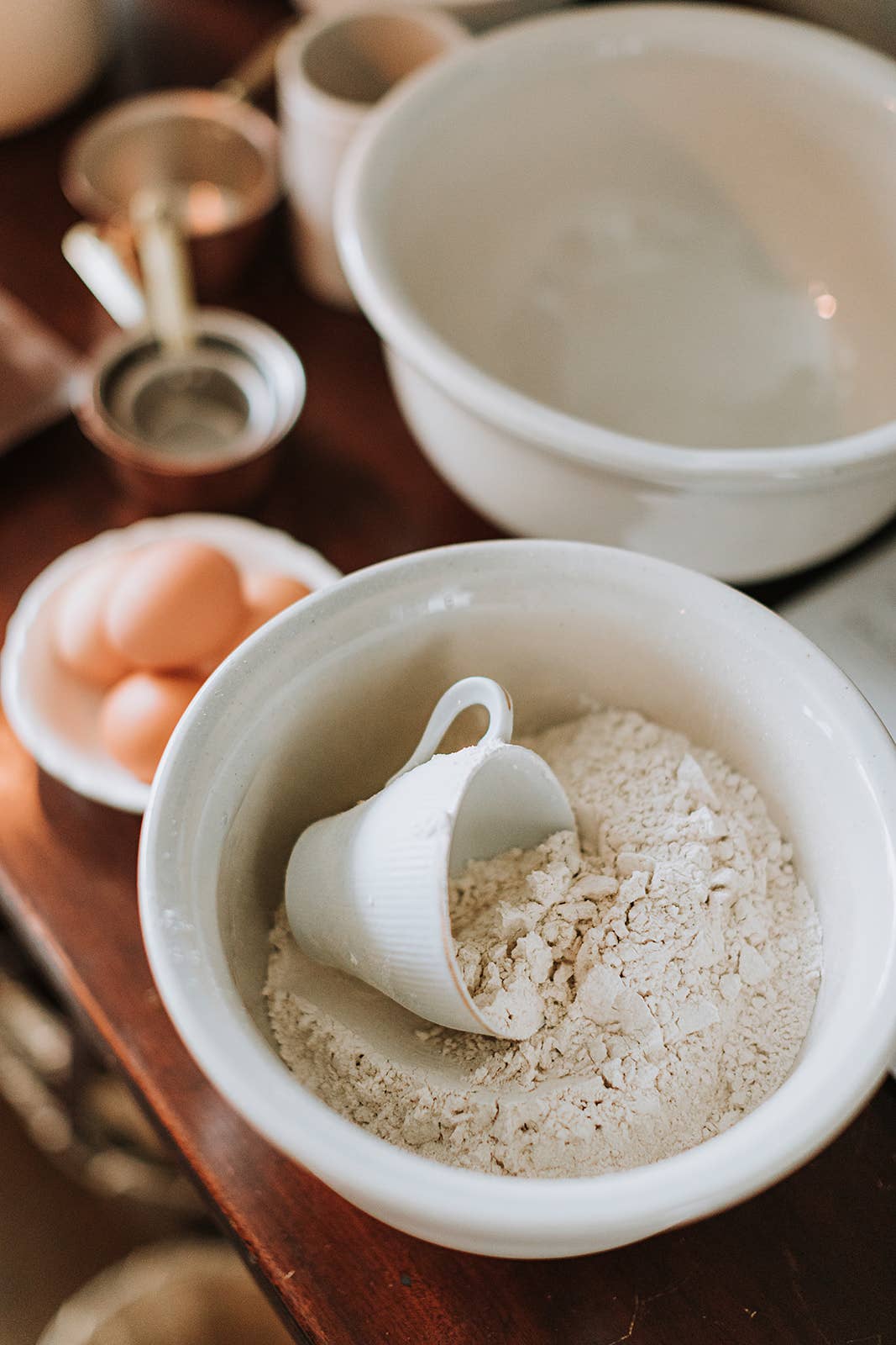 The Stoneware Ceramic Mixing Bowl