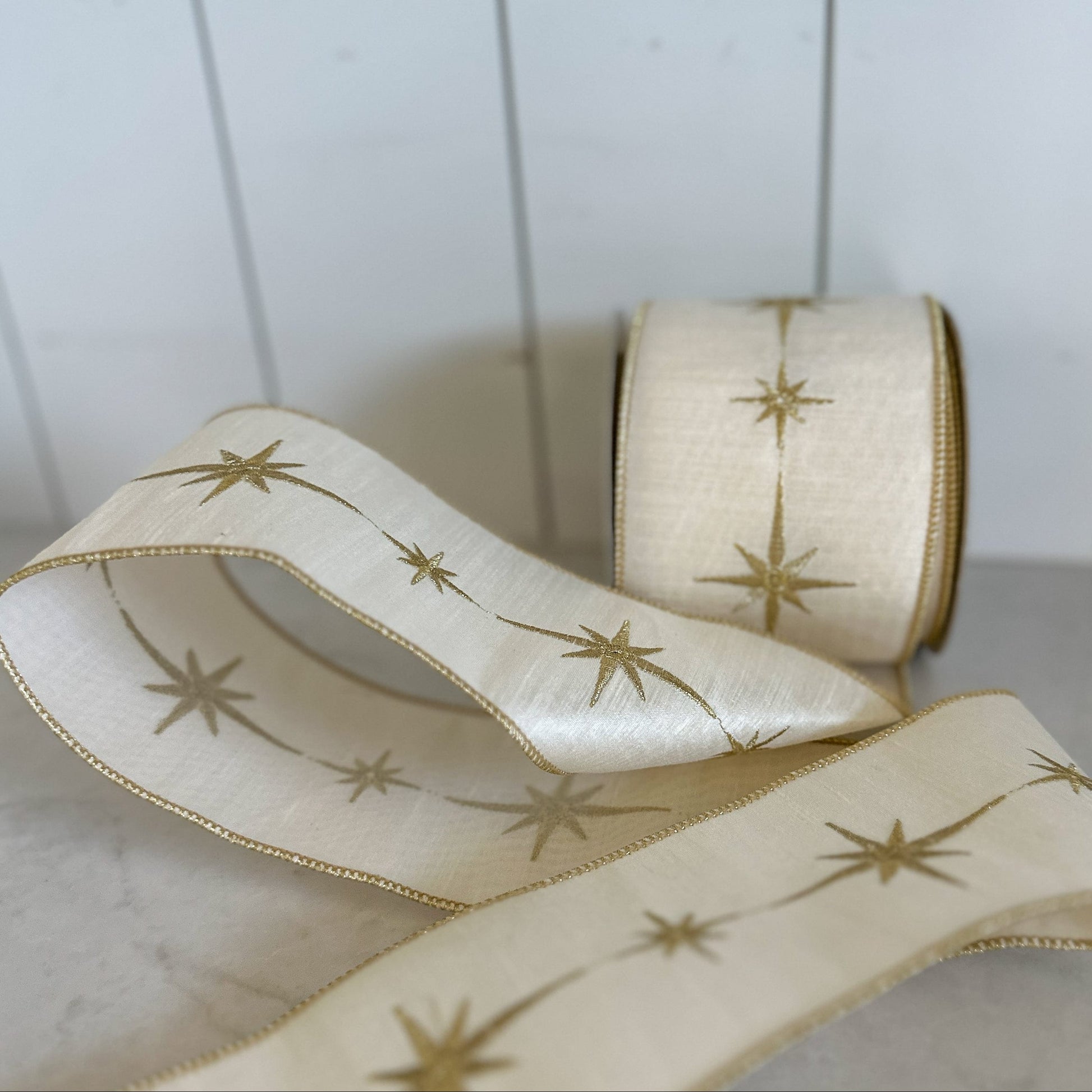 Cream & Gold Star Wired Ribbon 4" x 10yd - Gift Wrapping & Holiday Decor
