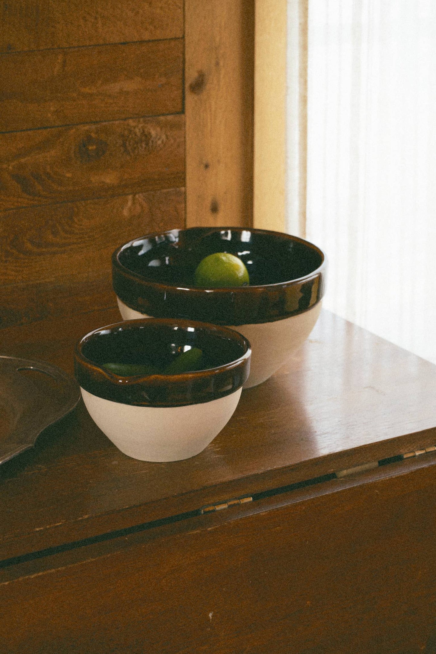 Heritage Stoneware Large Bowl