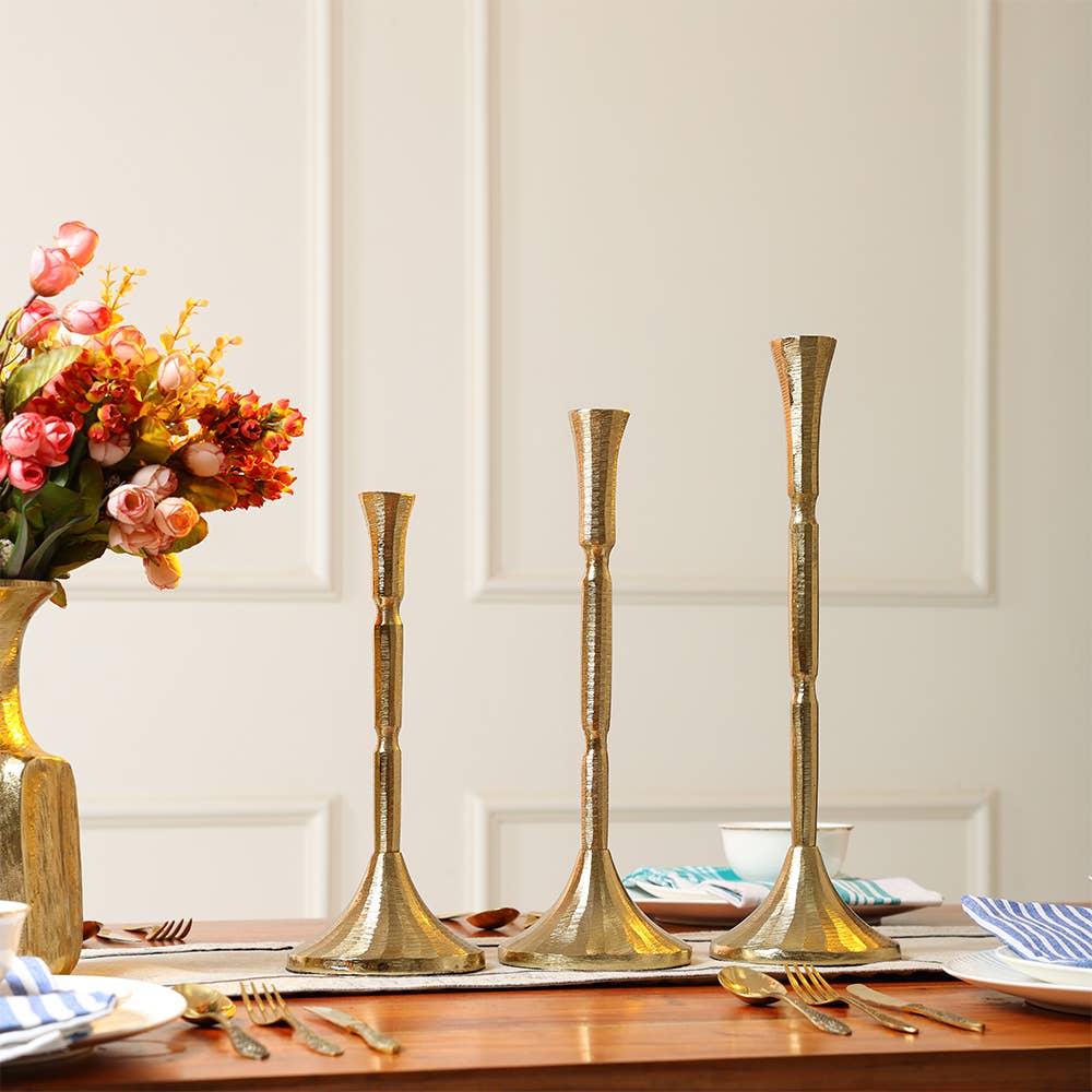 Gold_Textured_Taper_Candle_Holder