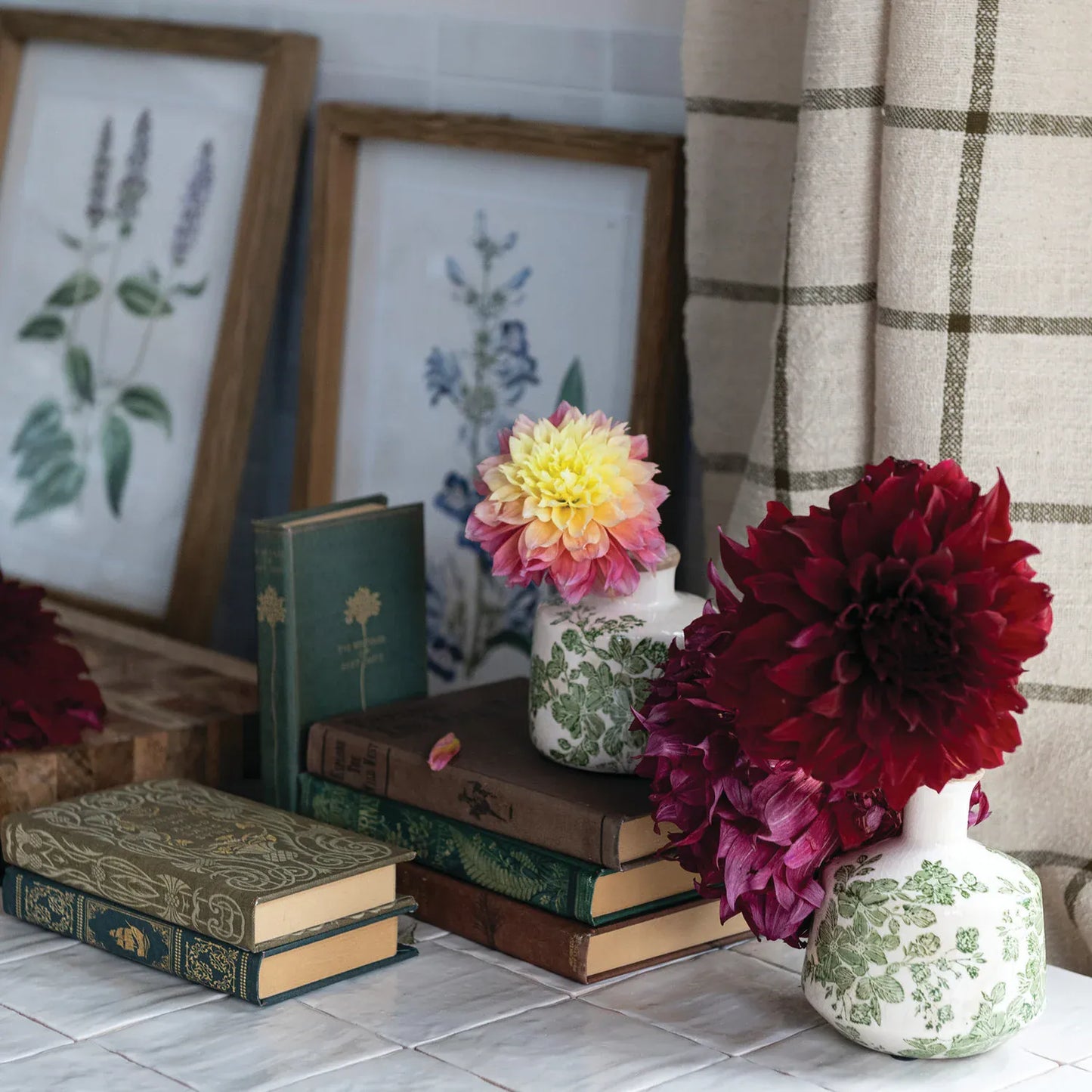 Green & White botanical vase set of 2